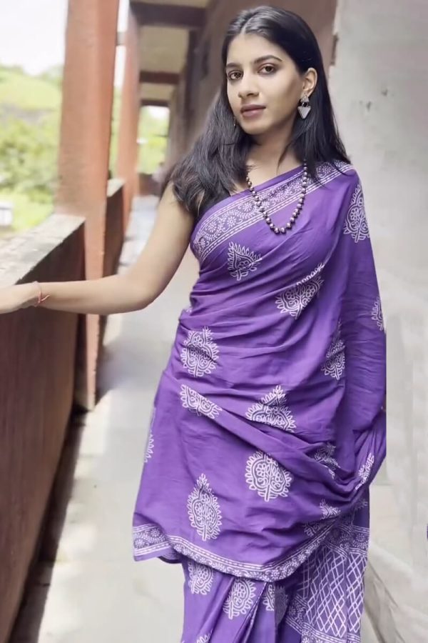 Redolent 1 Minute Ready To Wear Purple Mul Cotton Digital Printed Saree With Pocket