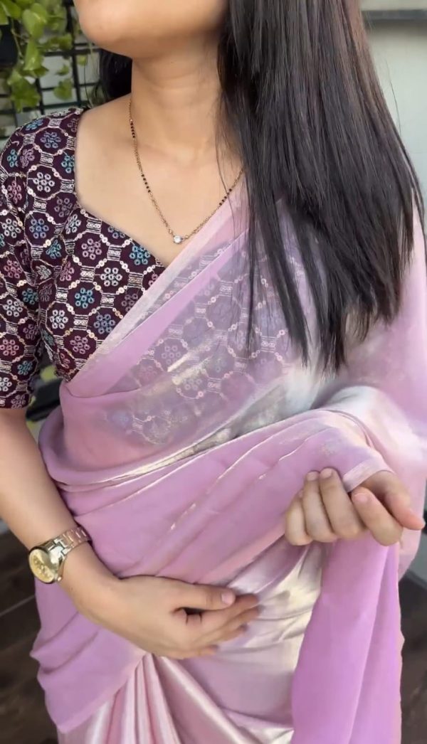 Prominent Pink Fancy Silk Saree With Fairytale Blouse Piece